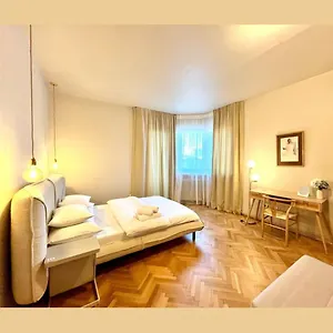 Center Unirii Square Private With View - Shared Amenities Séjour chez l'habitant
