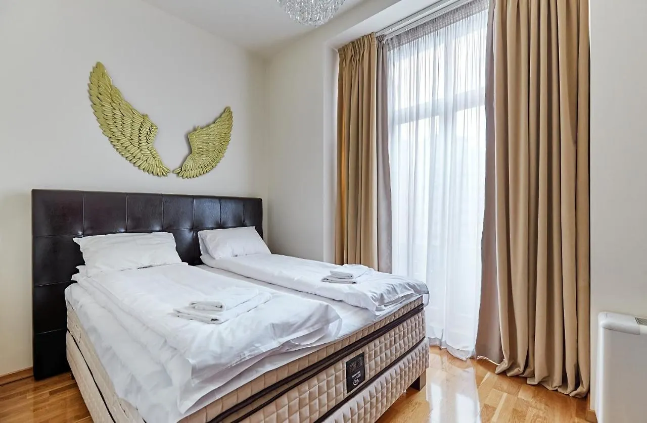 Rezident Apartment Bucharest 0*,